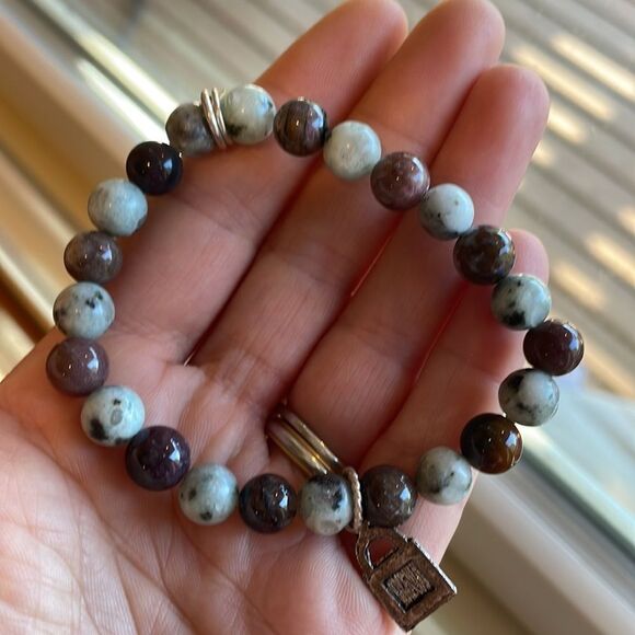 ADORABLE bracelet with a cute pendant - Picture 2 of 7